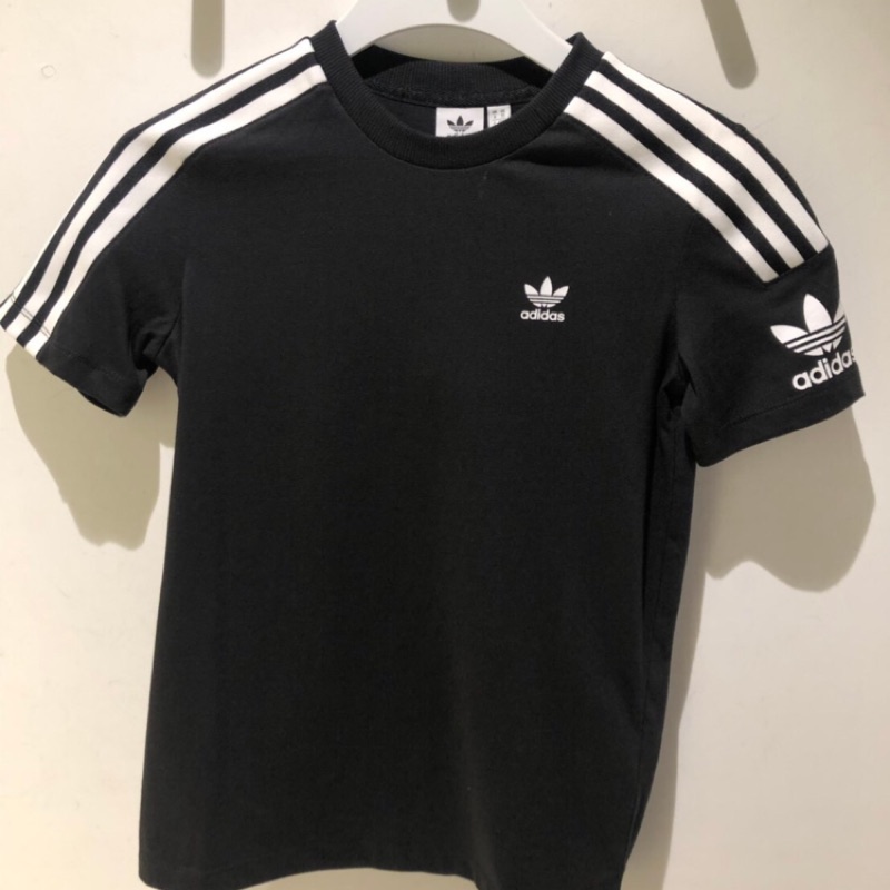 Adidas 休閒短T 女 ED7530