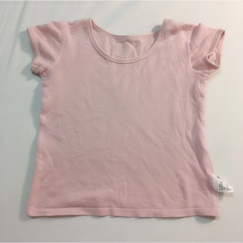 優衣庫 Uniqlo 短袖透氣粉色上衣 100 尺寸 二手洞洞裝