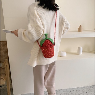 [台灣出貨]韓國 水桶包 藤編包 草莓季 草莓包包 草莓 編織包 草編包 斜背包 可愛 拍照道具 草莓造型 小包包