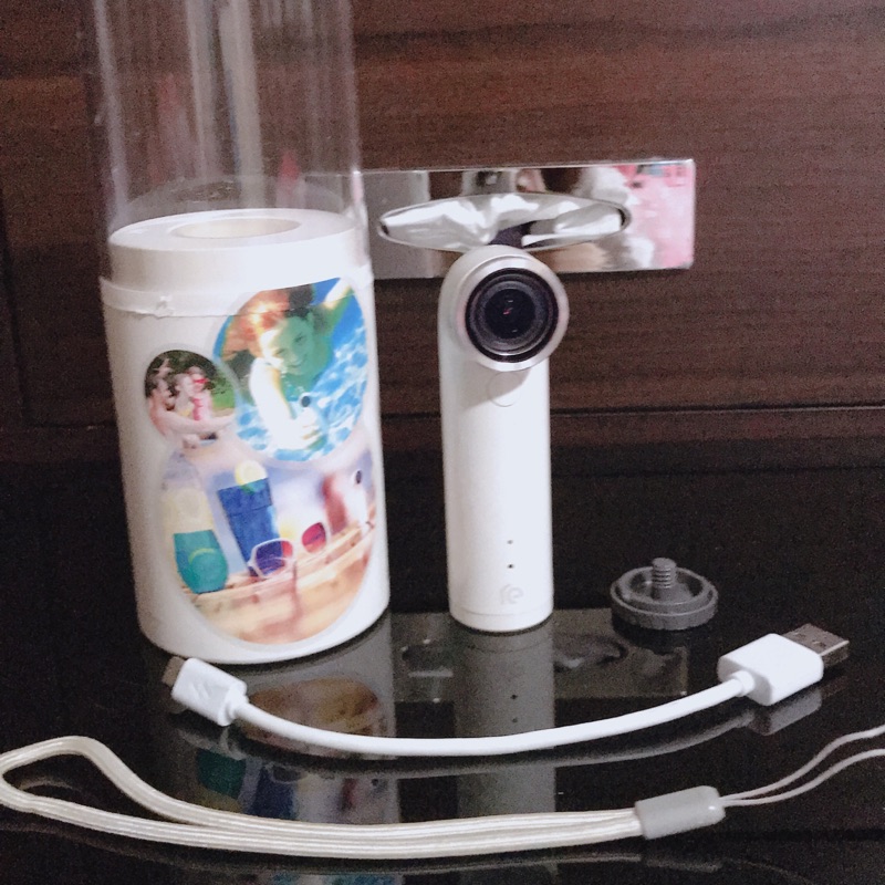 HTC RE 攝錄影機 水管相機（二手白色）