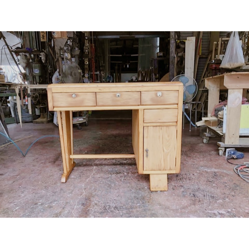 【玩木主意】家具翻新 手工 台灣檜 檜木 實木 書桌 辦公桌