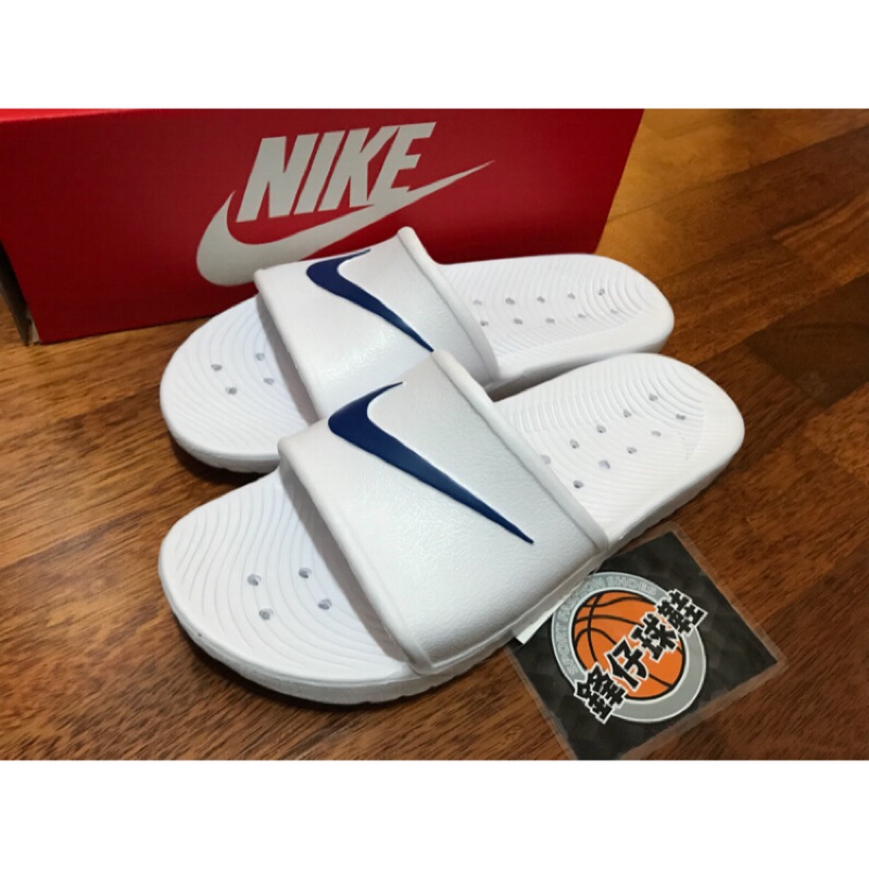 【 鋒仔 】NIKE KAWA SHOWER SLIDE  全防水 運動拖鞋 白色深藍勾  832528-100