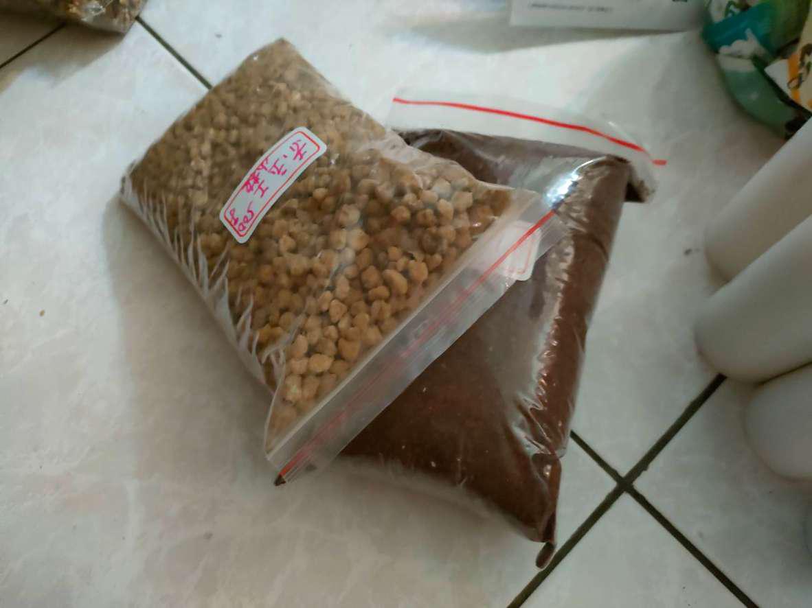 多肉介質 赤玉土 小粒 細粒 分裝 多肉植物專用 適合鋪面 全館購物不含運費滿150元才出貨 蝦皮購物