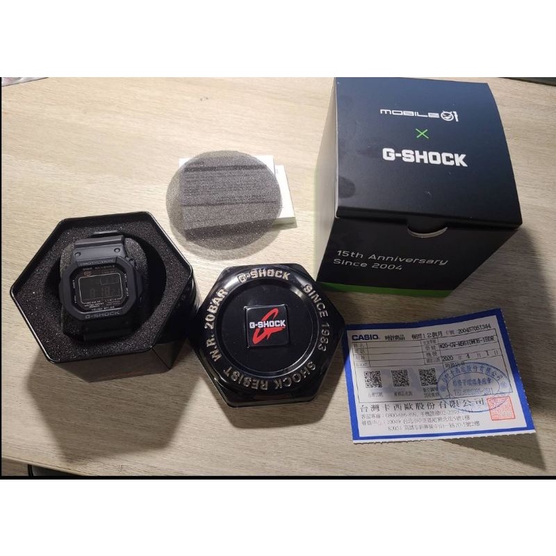 Mobile01 X G Shock 聯名紀念錶: (GW-M5610-1B型號)