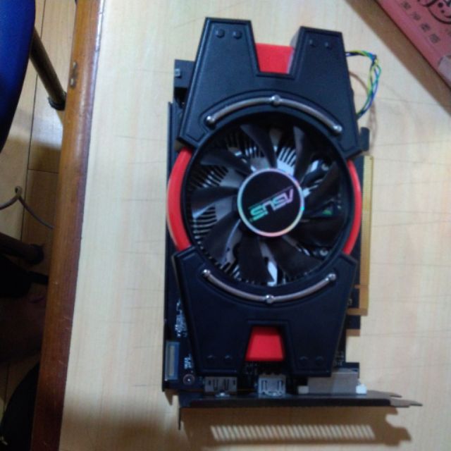 R7 250x  二手良品 升級換下 過保