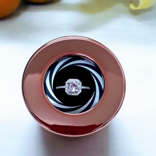 [現貨] 高檔旋轉升降戒指盒 求婚創意珠寶盒 抖音同款創意戒指盒 潮流款旋轉升降開合首飾盒