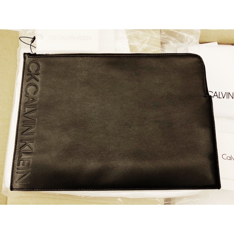 CALVIN KLEIN MEDIUM LOGO POUCH / CK手拿包文件包