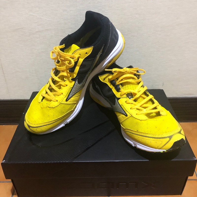 原價3180、MIZUNO/2018SS/EMPEROR 3/ 3E楦男/J1GA187701。男生慢跑鞋