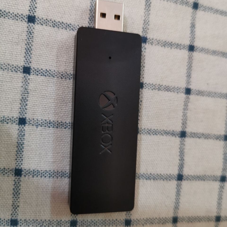 (現貨）微软原装Xbox   One手柄无线接收器无线电脑Pc适配器一代