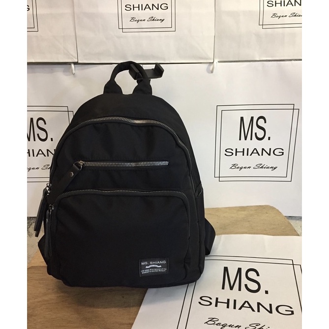 MS.SHIANG★經典黑·男女通用·中型耐裝後背包🌈