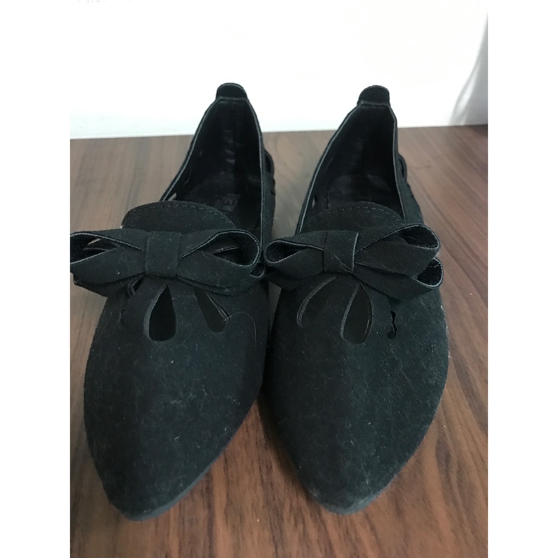 黑色氣質鏤空平底鞋