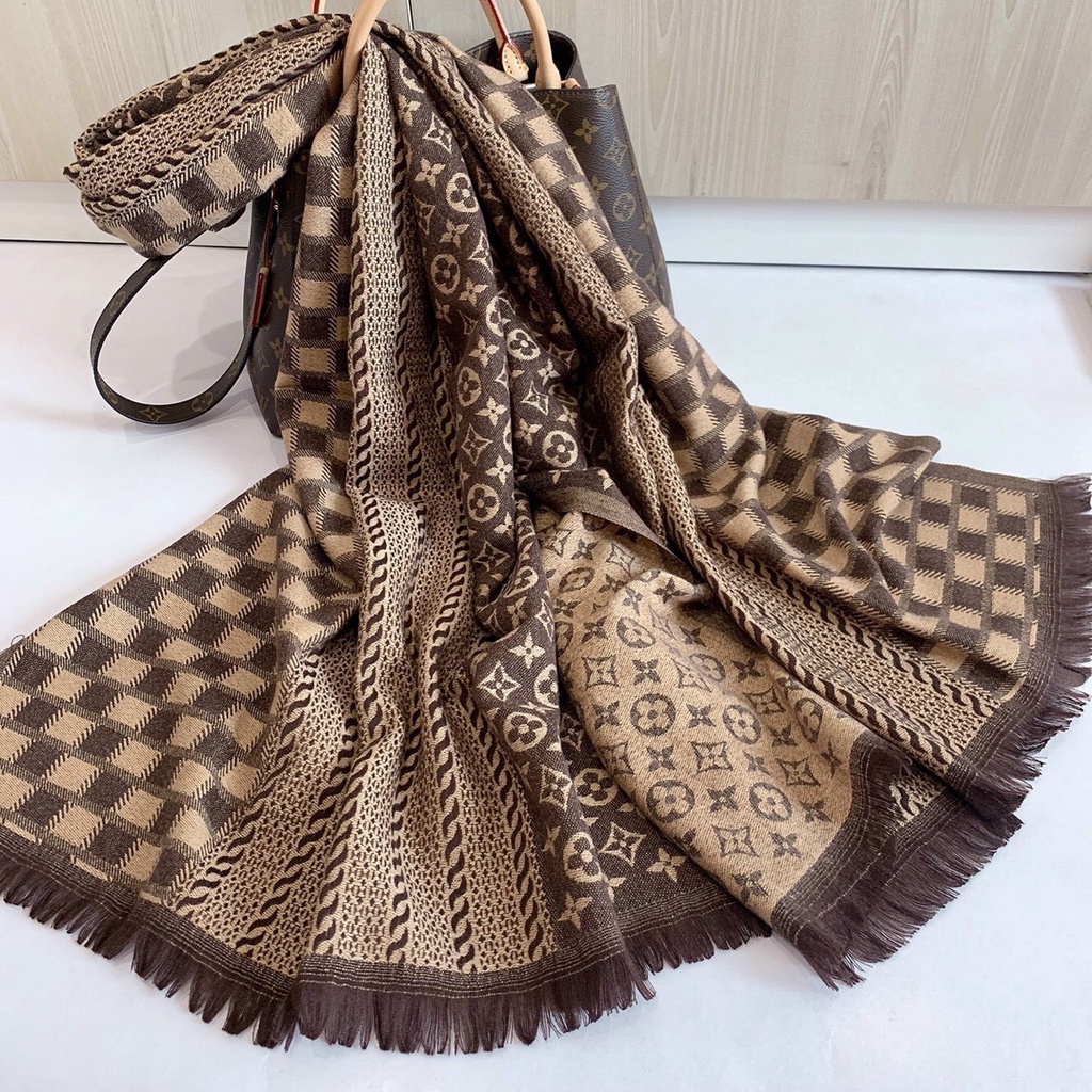 Lv 領圍巾 - 美麗的奢華羊絨圍巾。 Kt 70 x 180cm