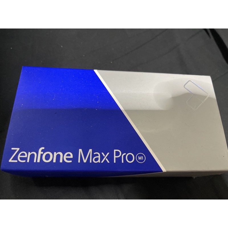 Asus ZenFone Max Pro 6G/64G(ZB602KL)怪獸電力手機，原本的保護貼破了會送一張新的