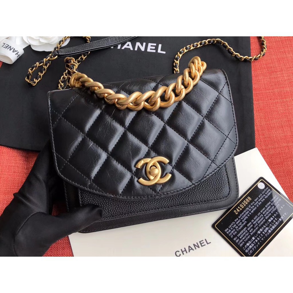 chanel mini chain bag