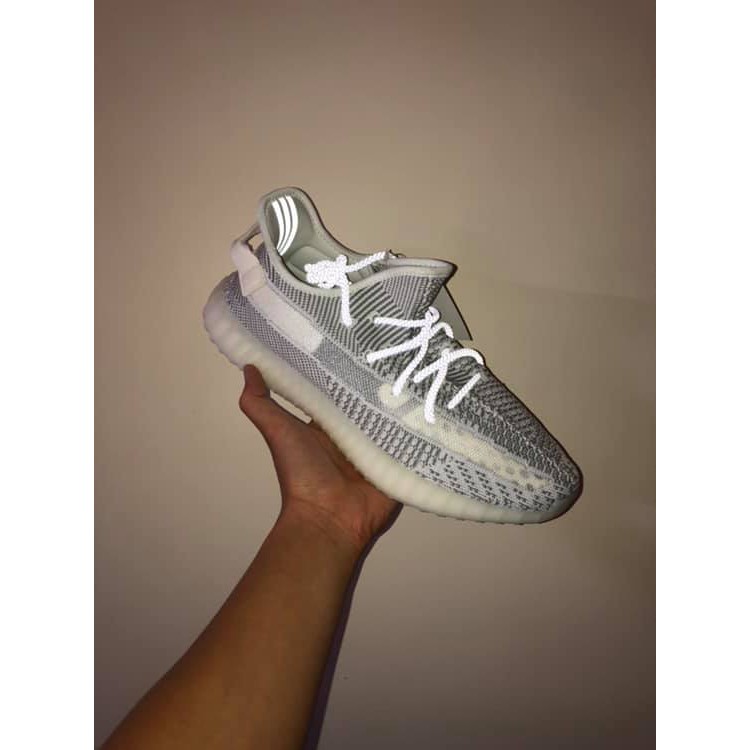  Vind adidas yeezy boost 350 static reflective op Marktplaats