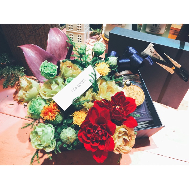 法蘭詩精品香水for Loves 香氛花盒 蝦皮購物