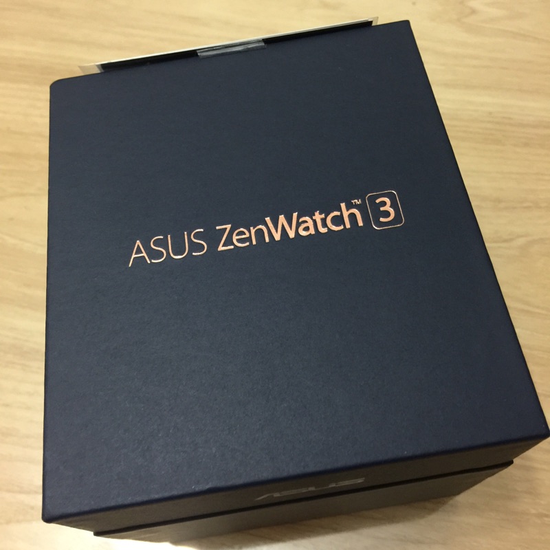 Asus ZenWatch3 煙薰黑錶帶 附悠遊卡功能