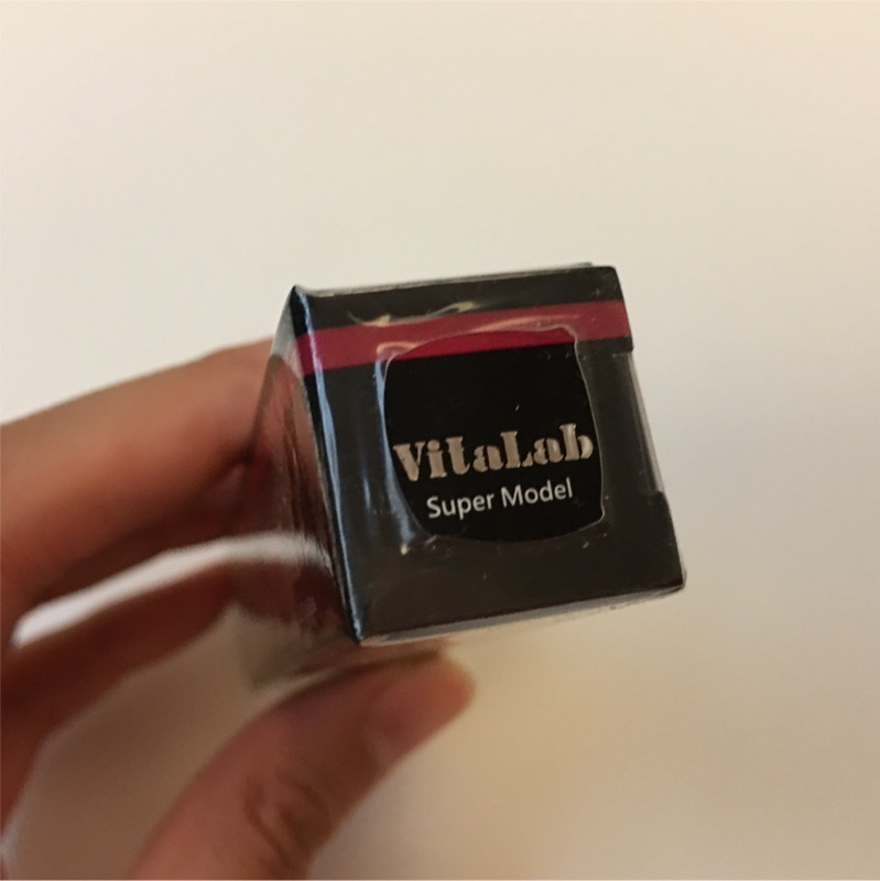 【VitaLab LED Lip Gloss - 嬌點炫耀唇蜜】