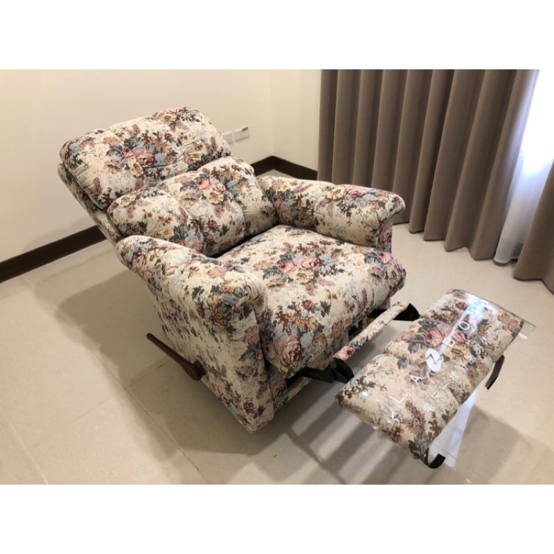 美睫椅首推👁👁La-Z-Boy 搖椅式休閒椅 布款 10T-235