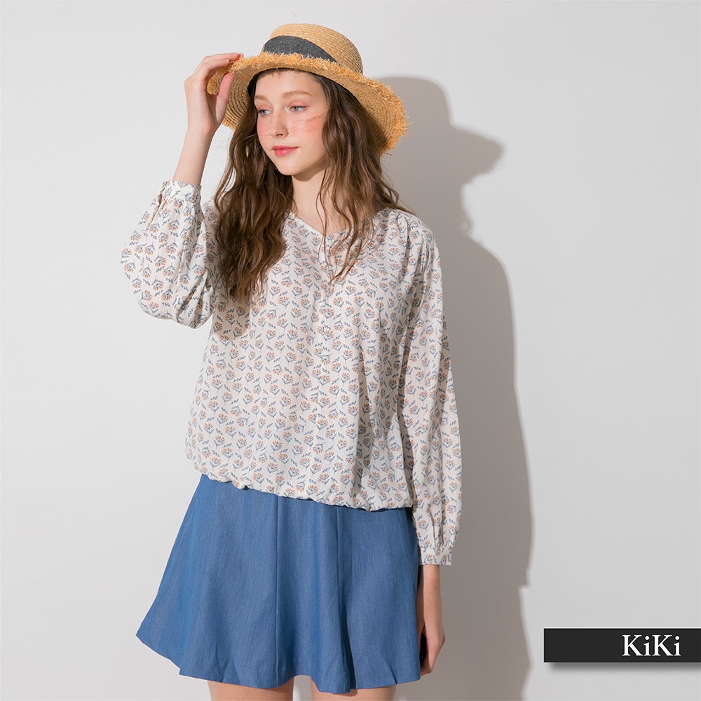 【KiKi】V領碎花雪紡-女長袖襯衫 雪紡 藍 白(二色/版型適中)