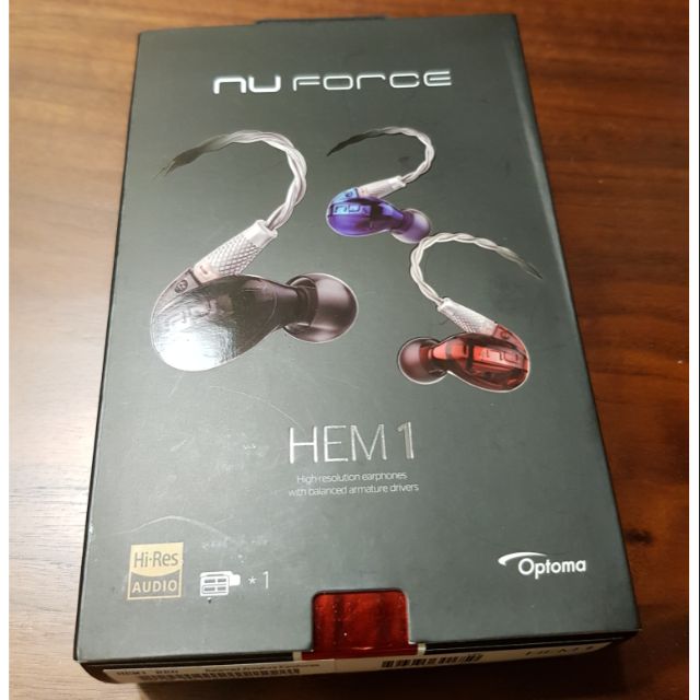 【optoma】NuForce HEM1 動鐵單元監聽式耳機(豔唇紅)