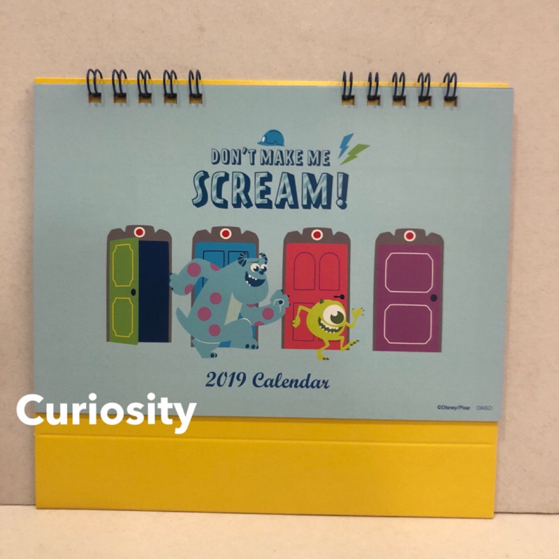 【Curiosity】日本製DISNEY迪士尼2019年 怪獸電力公司大眼怪毛怪三角桌曆 $150↘$99 日本假期