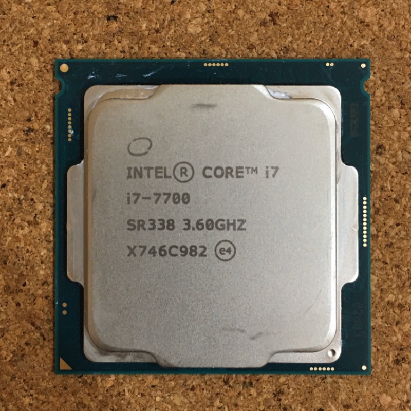 Intel i7 7700 3.6Ghz 極新