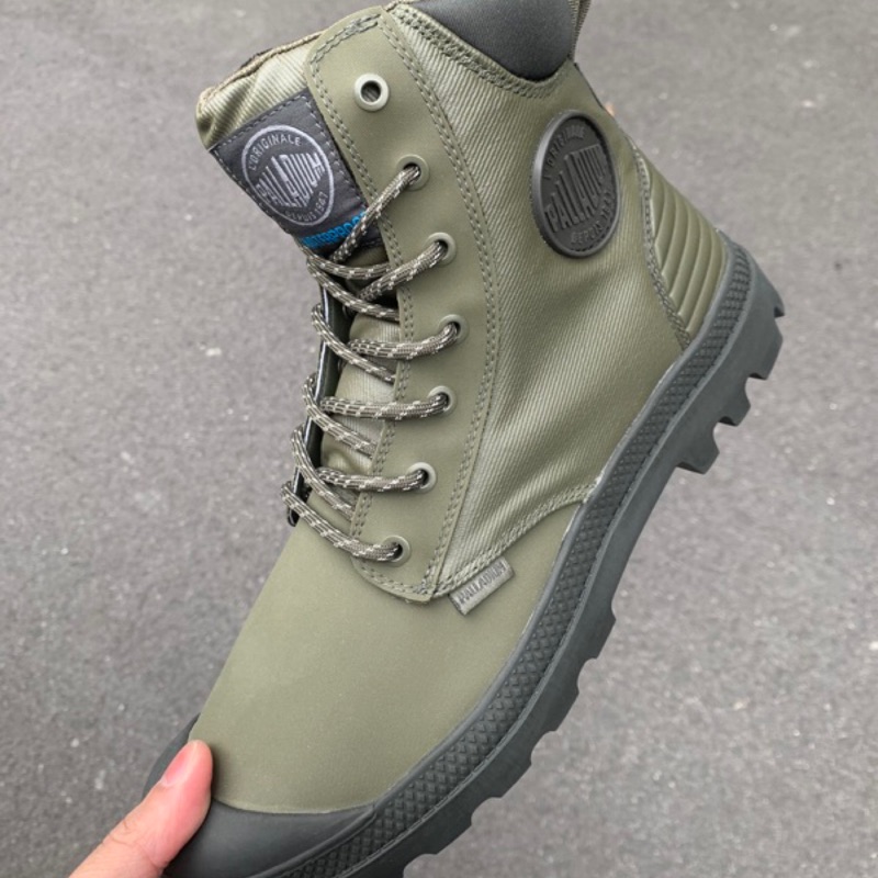 Taiwan小鮮肉 Palladium Wateroroof 反光鞋帶軍綠靴子高筒防水男05925327 蝦皮購物