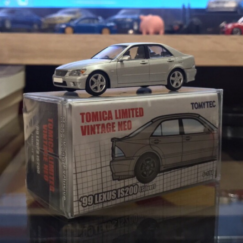 Tomytec 1/64 TLV LEXUS IS200 香港特別版銀色 1:64 LV-189a