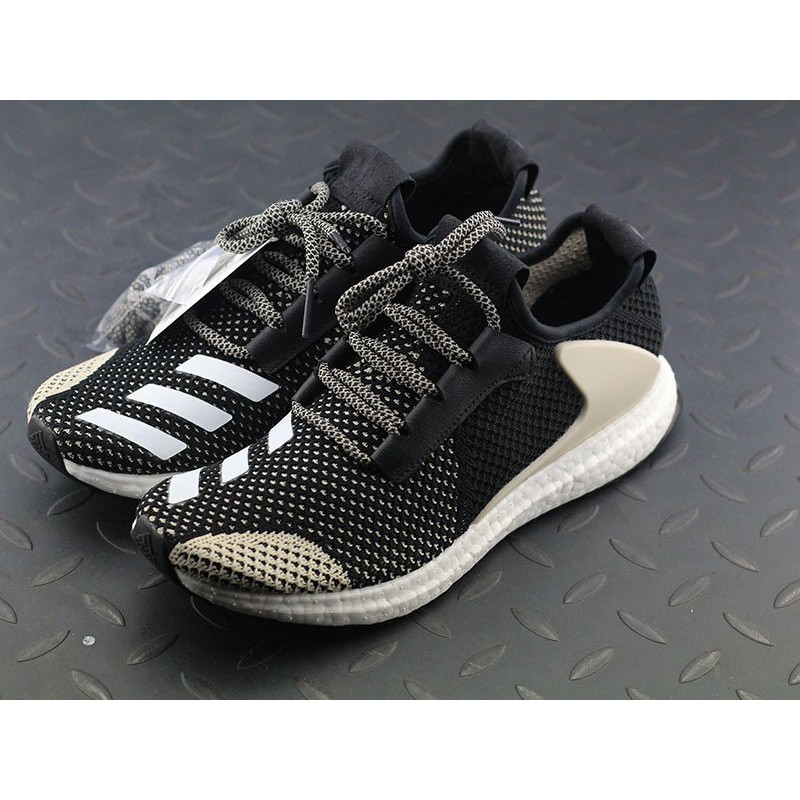 正品現貨Adidas Consortium ADO Ultra Boost ZG 機能慢跑鞋“黑米白” CG3735 | 蝦皮購物