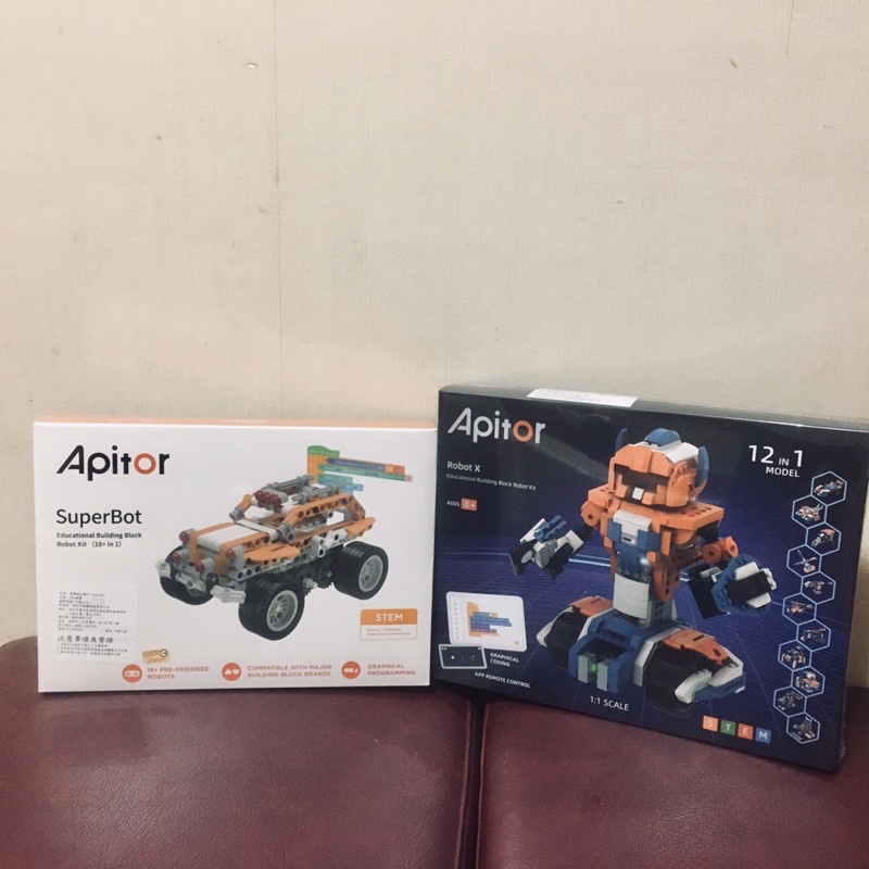 ［絕版品］Apitor 樂學程式積木 Robot Ｘ一代及二代合售，可與樂高相容［全新未拆］