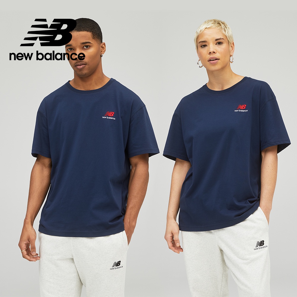 【New Balance】 NB 短袖上衣_中性_藍色_UT21503NGO