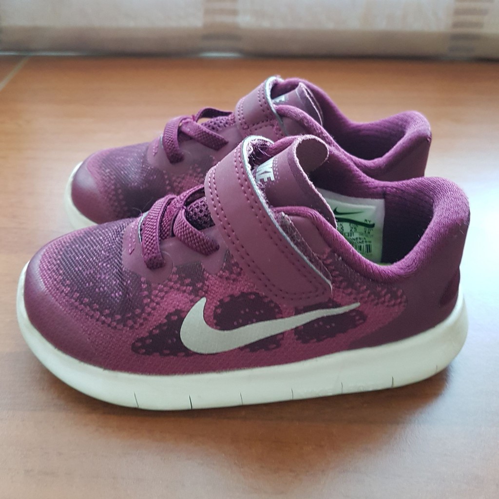 nike kids free run