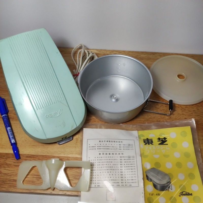 [社子跳蚤]二手 早期電器 東芝 Toshiba 冰淇淋機 日文原廠説明書 收藏老物 擺飾