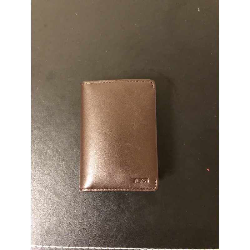 TUMI 深棕色羊皮材質 信用卡夾 證件夾 名片夾 證件包夾-全新正品
