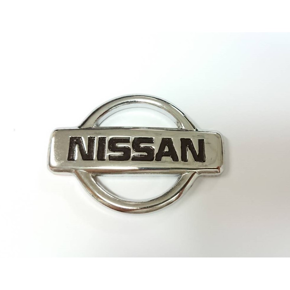 圓夢工廠  Nissan 後車箱 鍍鉻銀 車標 廠標 logo 標誌 尺寸 長83mm 高59mm