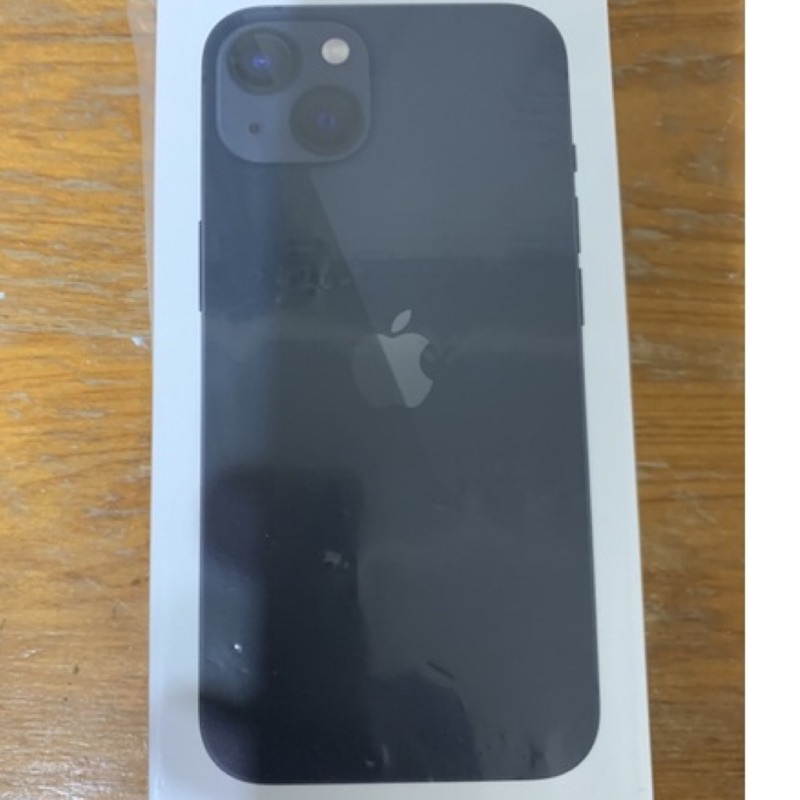 iPhone 13 128G黑色、全新、未拆封、未開機（送保護貼+殼）