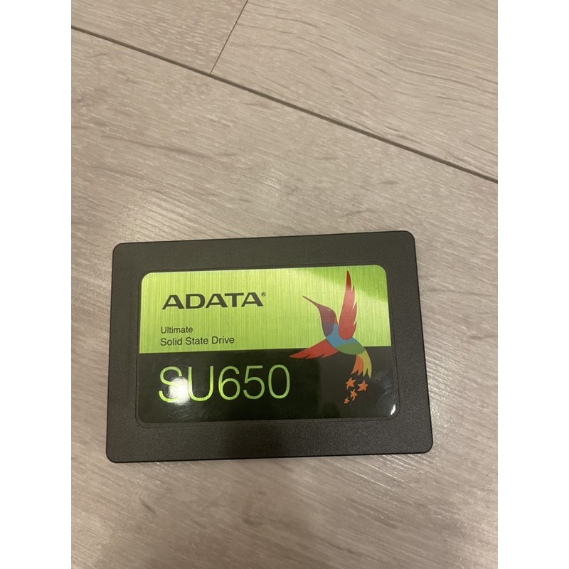 adata固態硬碟 240G
