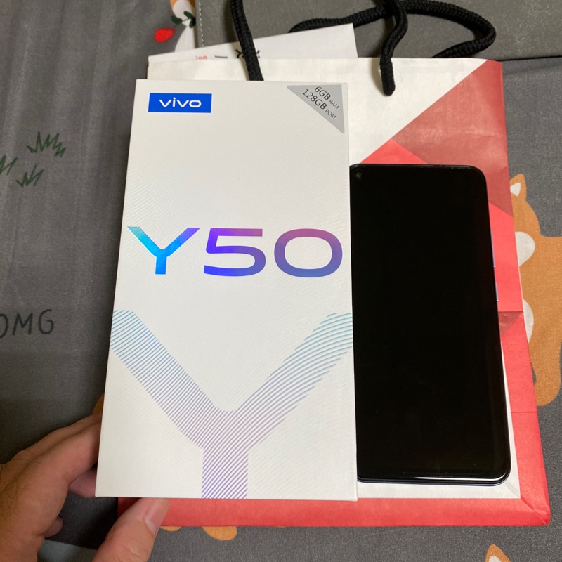 ViVO Y50 6+128G 雙卡雙待 可以插SD卡