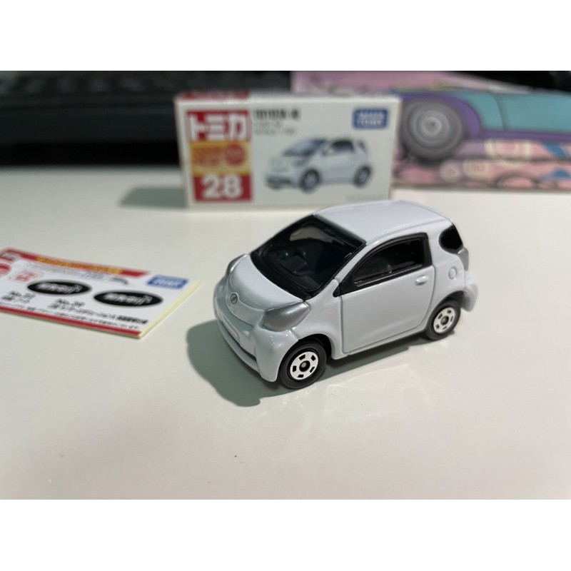 Toyota iQ 日版 新車貼 TOMICA No.28 28 豐田 絕版 油電車 Hybrid 新車紙 迷你車