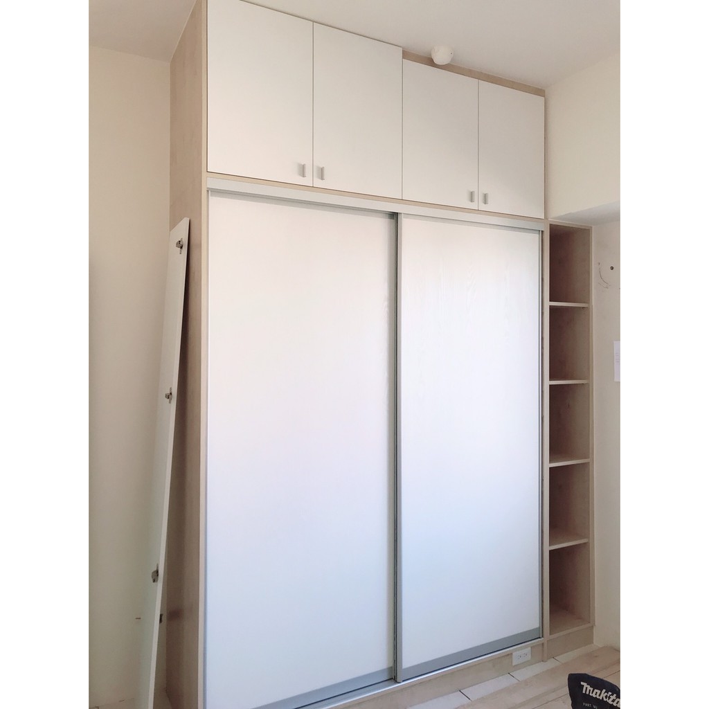 台中系統櫃 北歐風橫拉門系統衣櫃 湯姆專鼠客製化系統櫃 客製化含兩組拉籃 蝦皮購物