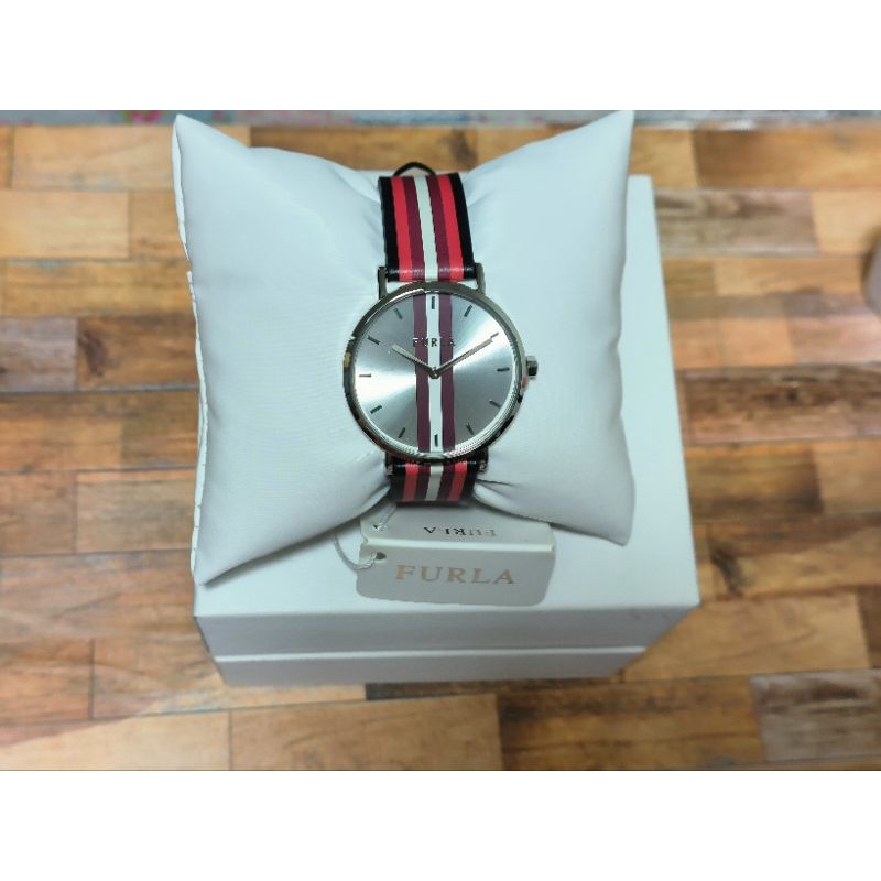 全新 現貨 FURLA 銀框灰表面- 紅白條紋撞色皮錶帶 手錶