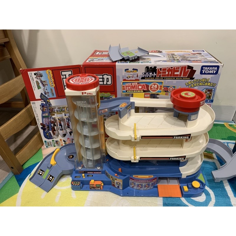 日本 二手TOMY TAKARA 自動停車場 立體停車塔，另有高速公路 高速道路 TOMICA