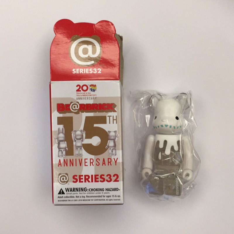 Bearbrick Be@rbrick 32 代，Artist，山椒魚，含盒含卡