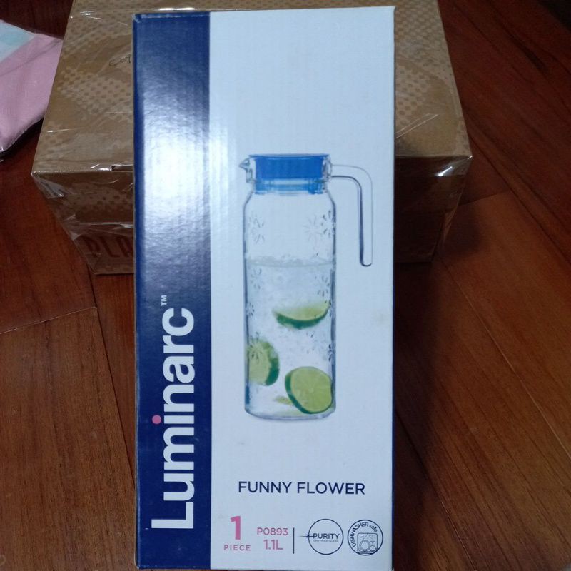 全新【Luminarc樂美雅】浮雕刻花玻璃冷水壺1.1L