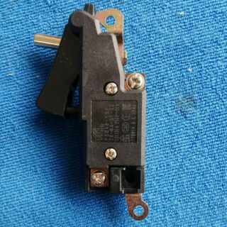 H41 用 電動鎚 開關 S/W H65 按鍵 SWITCH 一等 台製 含稅附發票 破碎機 打石機，現貨