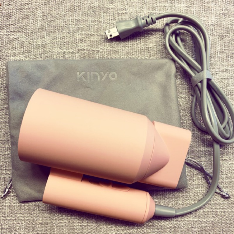 二手美髮用品 Kinyo陶瓷遠紅外線負離子折疊攜帶型吹風機KH-9201