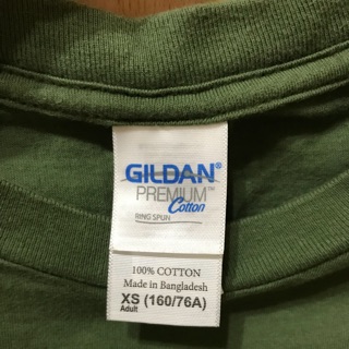 <衣服> GILDAN 軍綠 素T 短袖上衣 短袖T恤