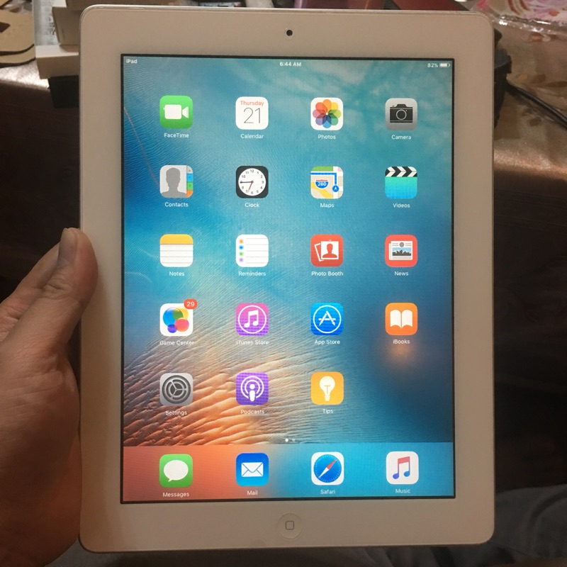 iPad 2 16G WiFi 版本 銀色