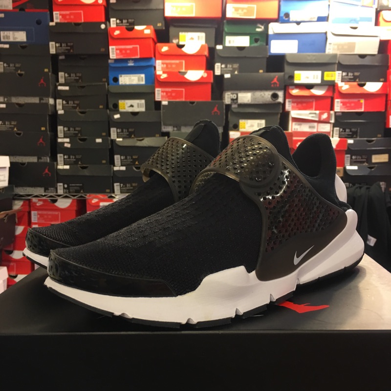 {OGC}NIKE SOCK DART KJCRD 黑白襪套 819686-005